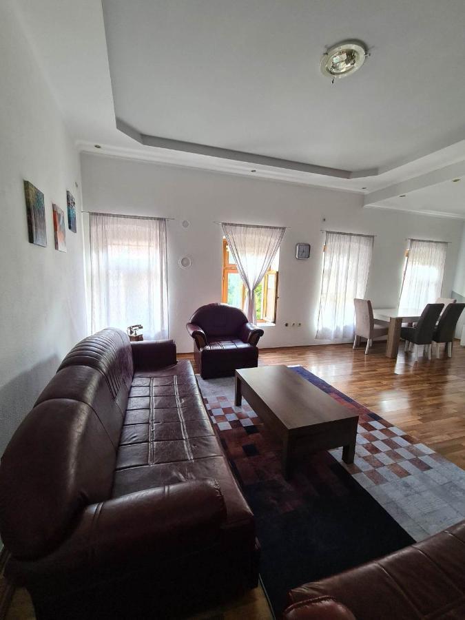 Stan Mostar-Mostovi Buitenkant foto
